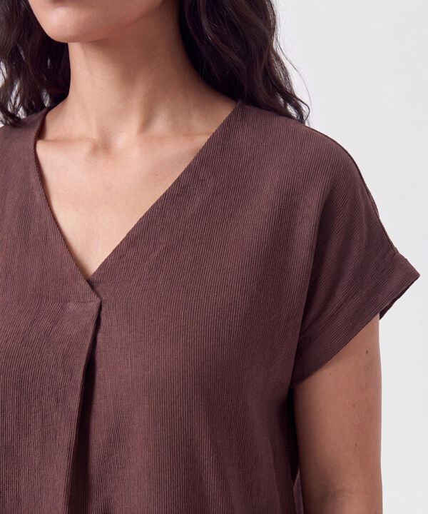 Blusa Con Cuello En V Y Pliegue Mujer