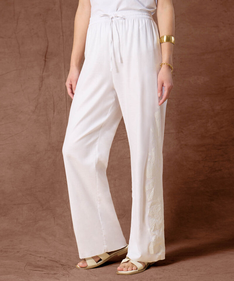 Pantalón Fluido con Bordado