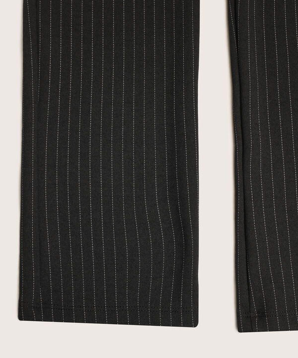 Legging Con Apliques image number null
