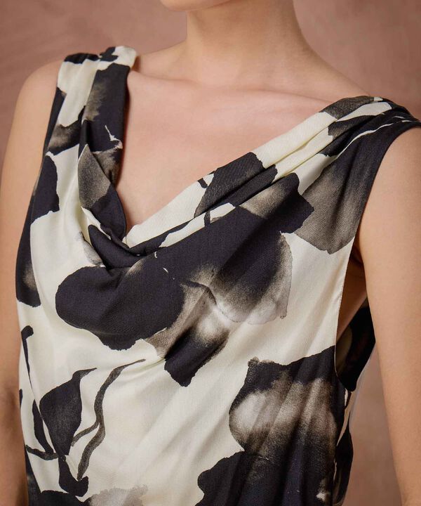 Vestido Sin Mangas Estampado  image number null