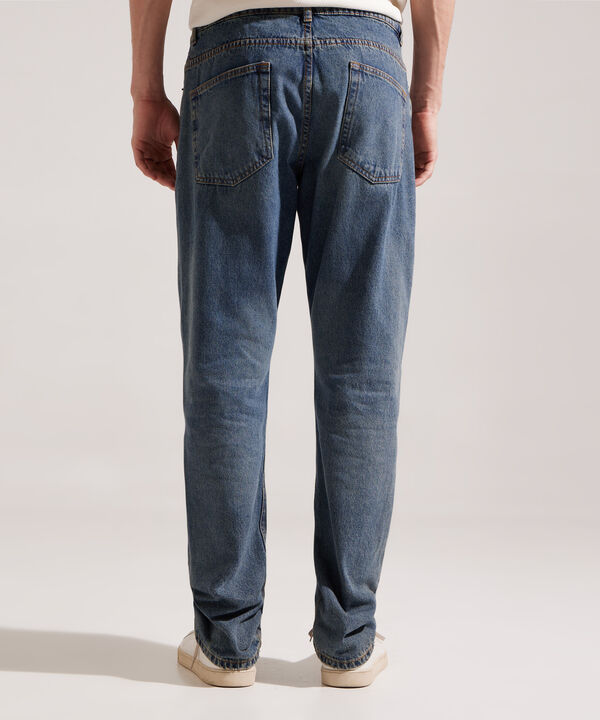 Jean Regular Clasic Tono Medio Dirty