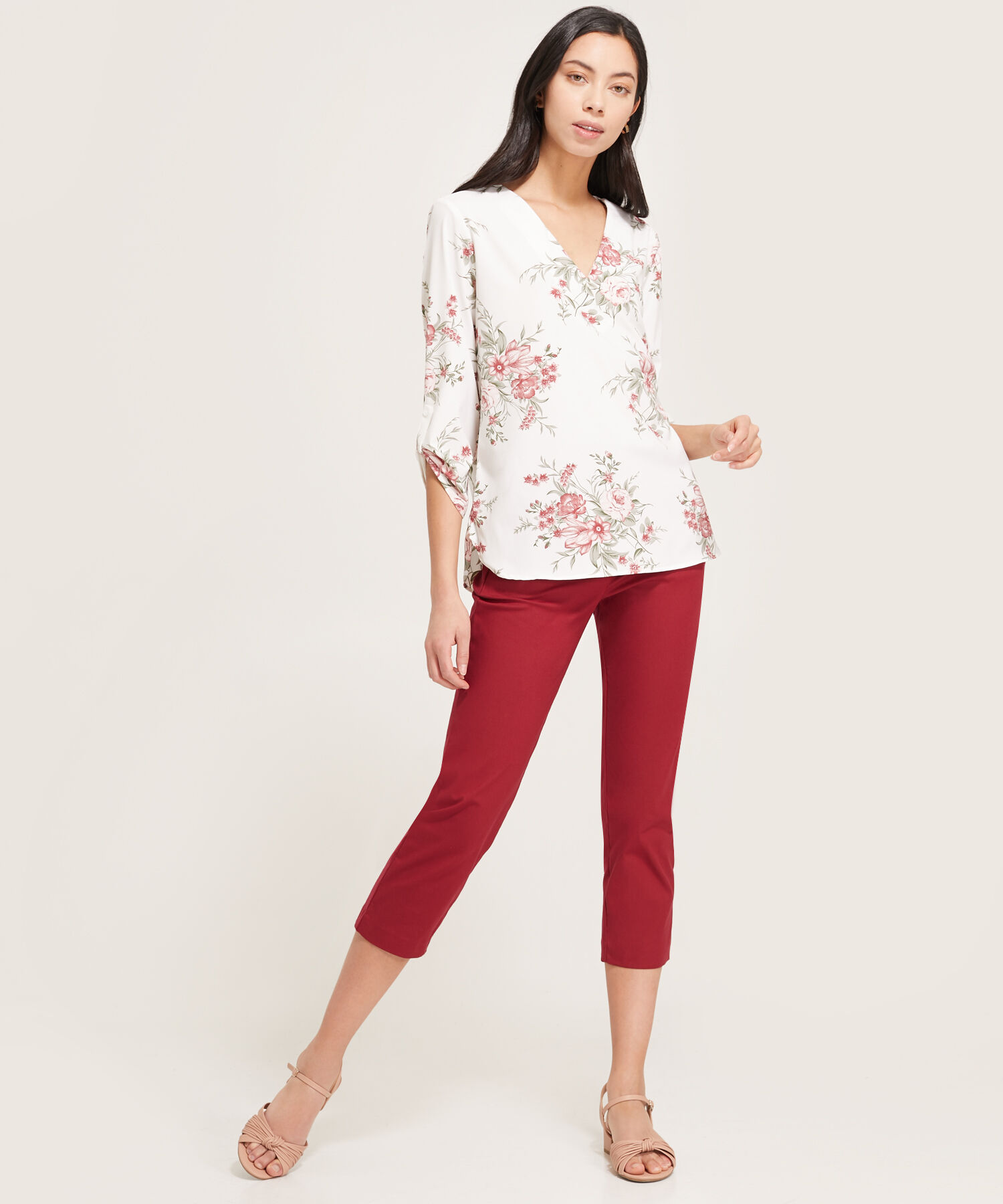 Pantalon Capri Bolsillos