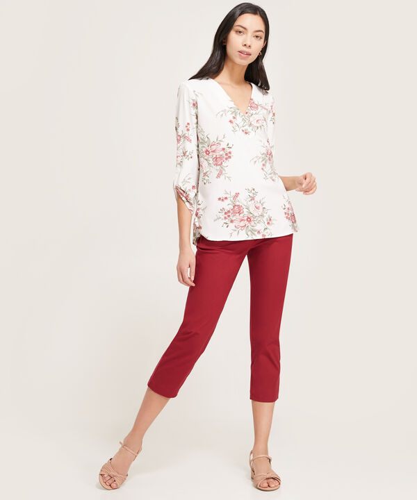 Pantalon Capri Bolsillos