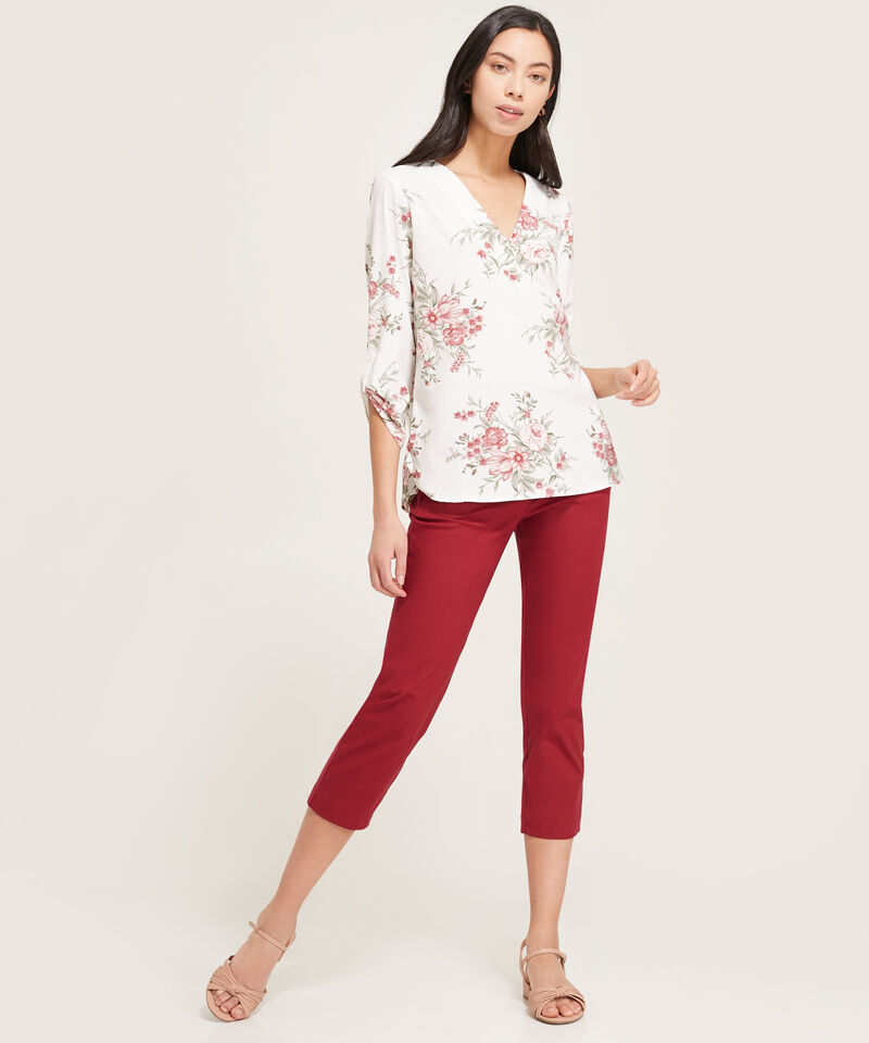 Pantalon Capri Bolsillos