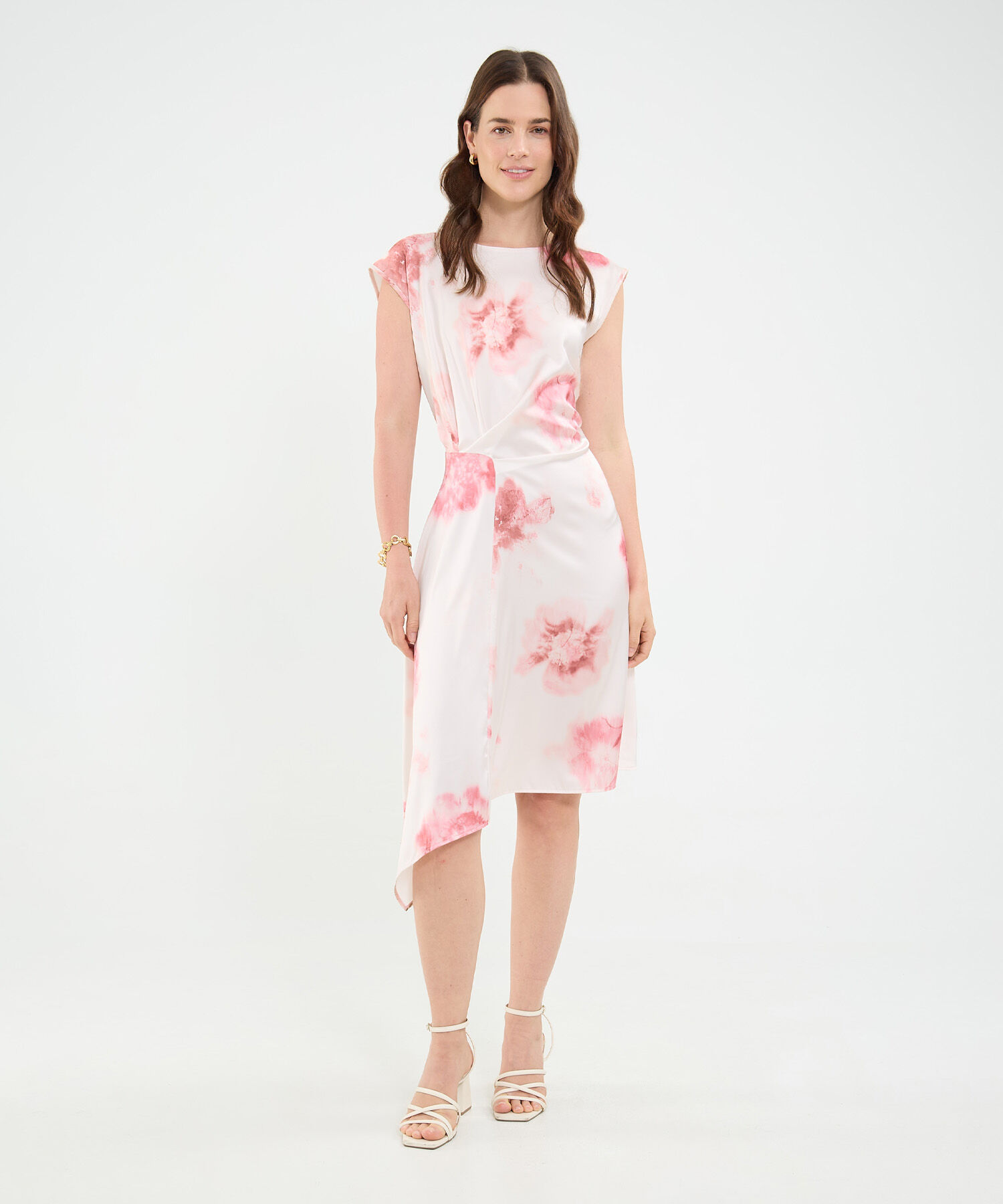Vestido estampado con recogido y corte asimétrico para mujer