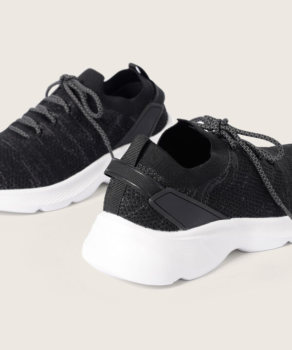 Tenis