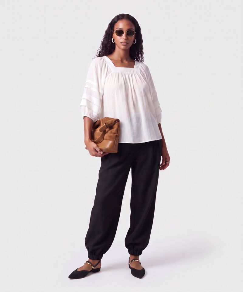 Pantal&oacute;n de Mujer con Pinzas y Tobillo Ajustado