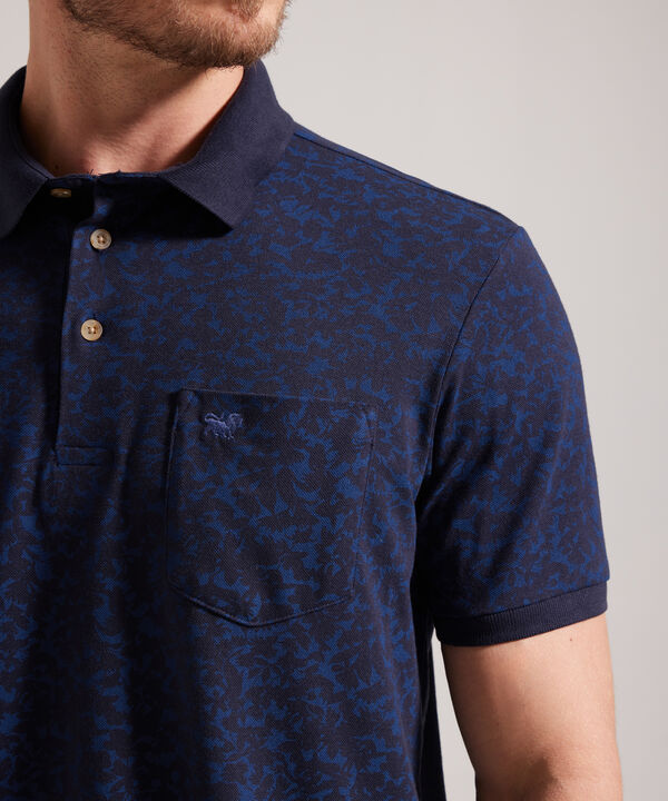 Polo Estampada, Cuello Y Puños Tejidos