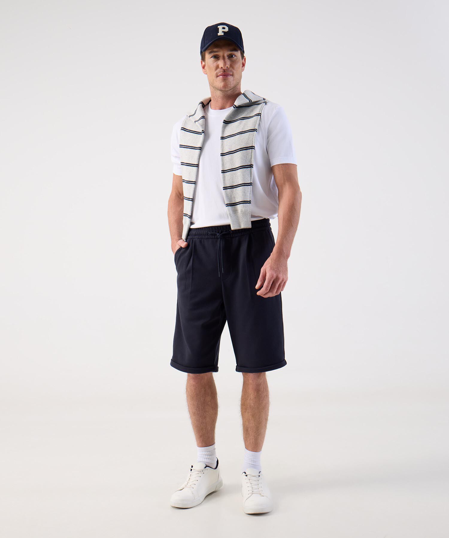 Camiseta de Algodón Esencial para Hombre Cuello Redondo