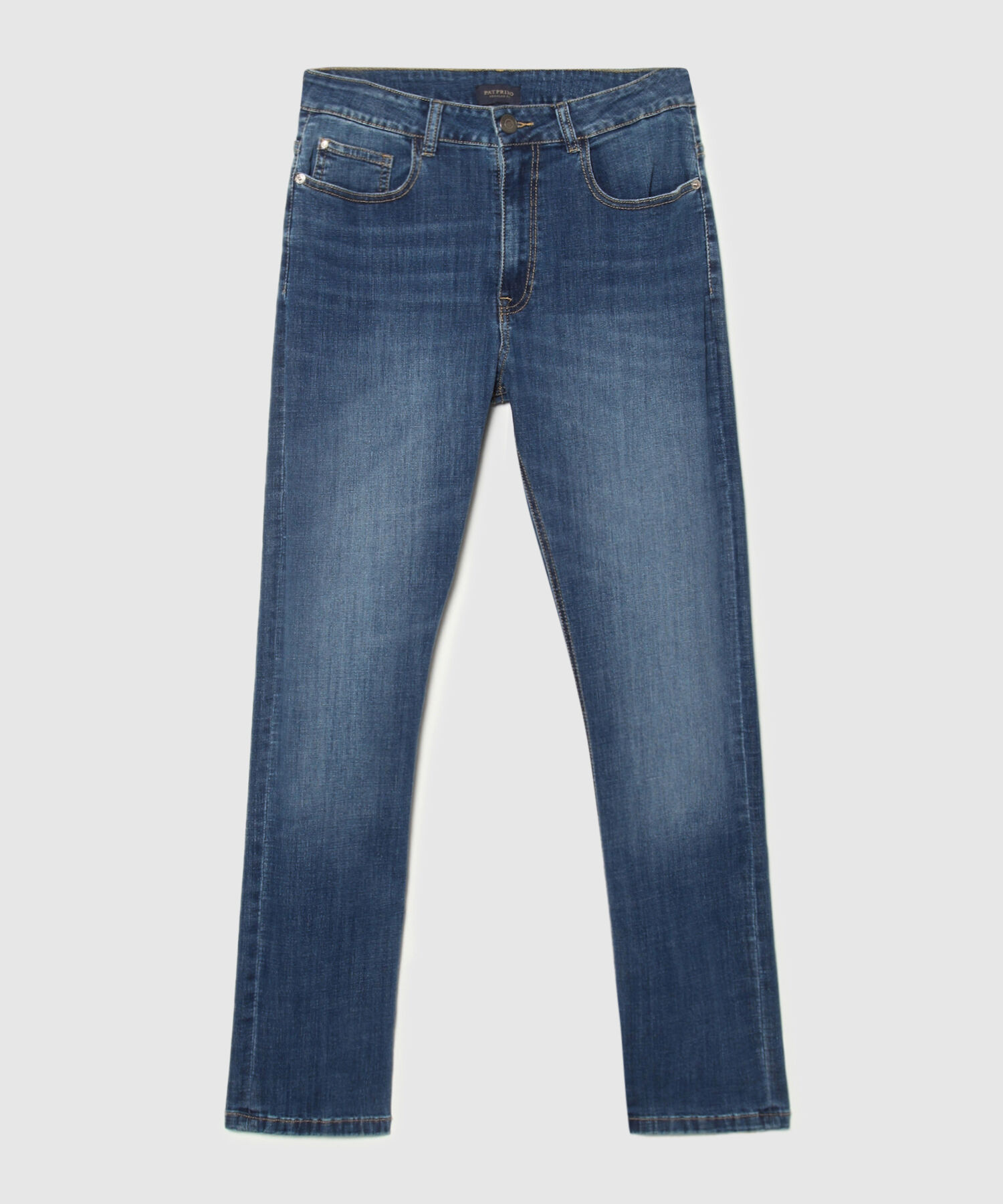 Jean Regular Tono Azul Oscuro.