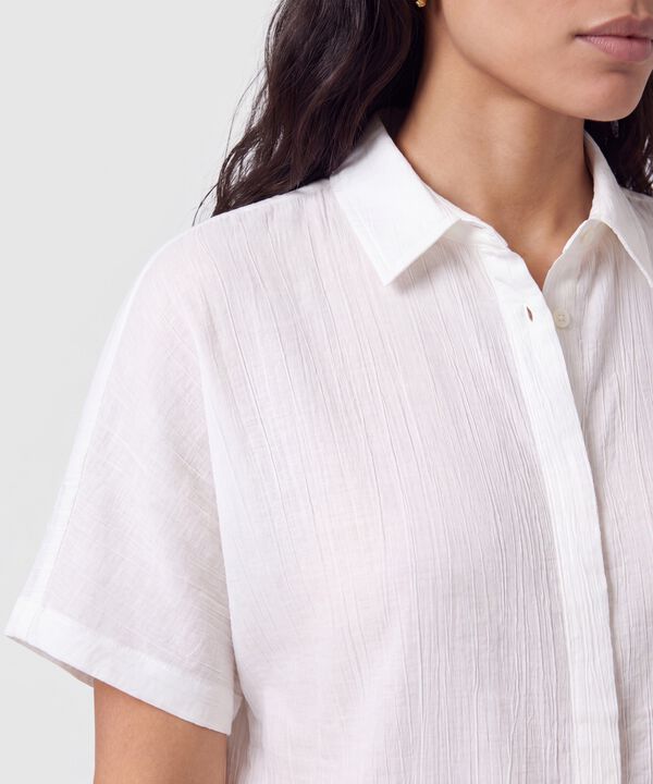 Camisa Mujer Manga Corta con Botones Ocultos
