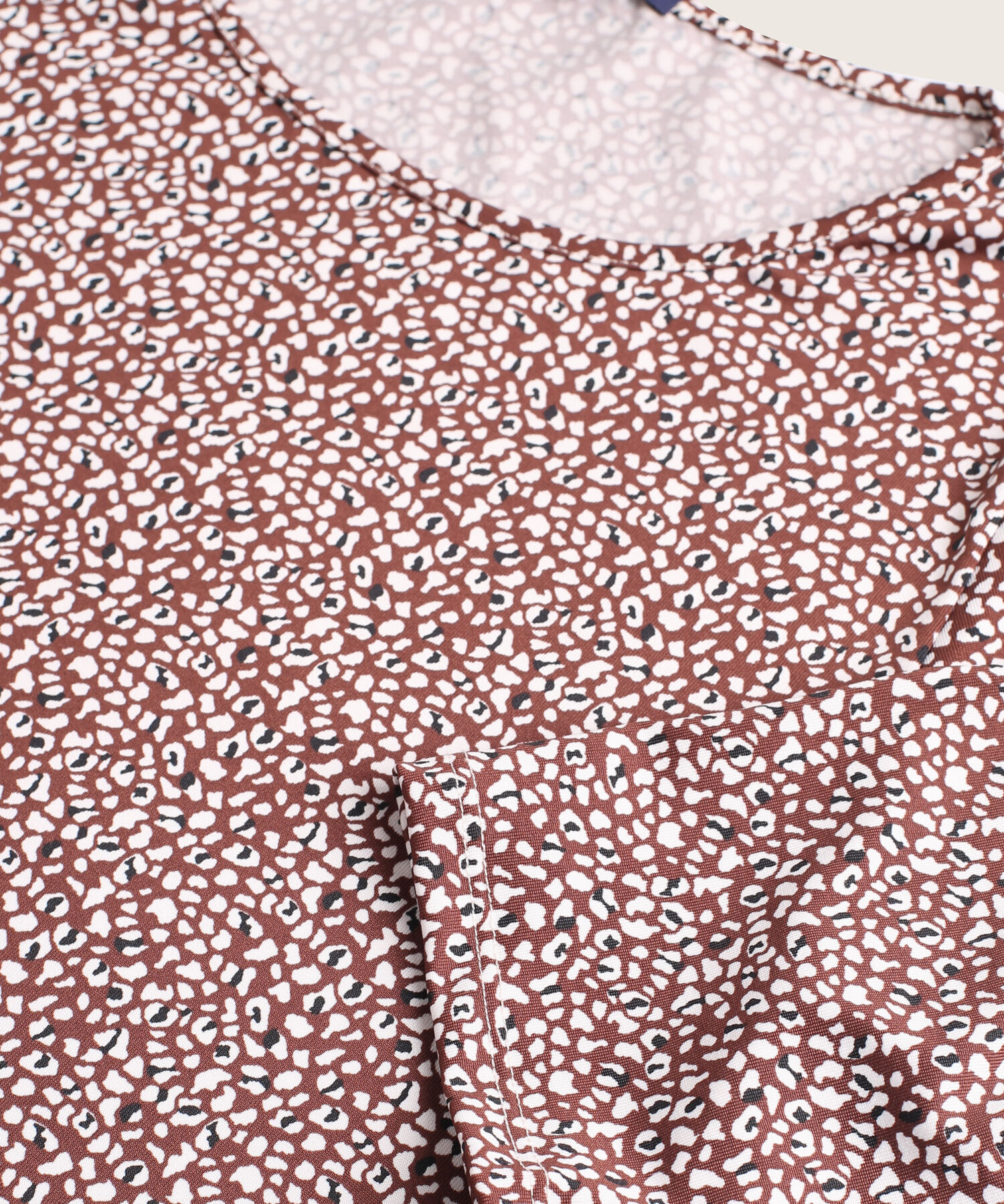 Camiseta Manga 3/4  Cuello Redondo