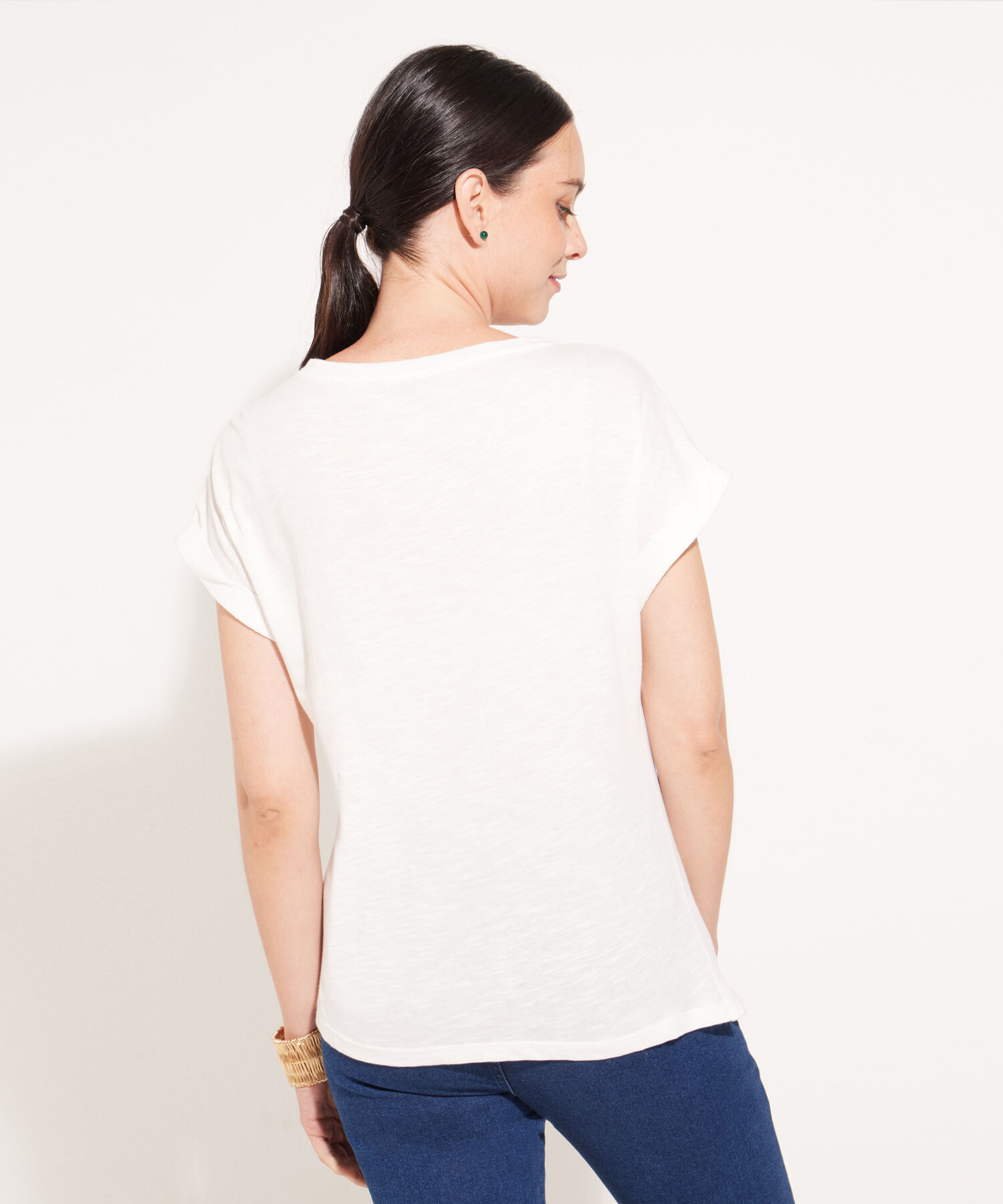 Camiseta Manga Corta Con Screen En Frente