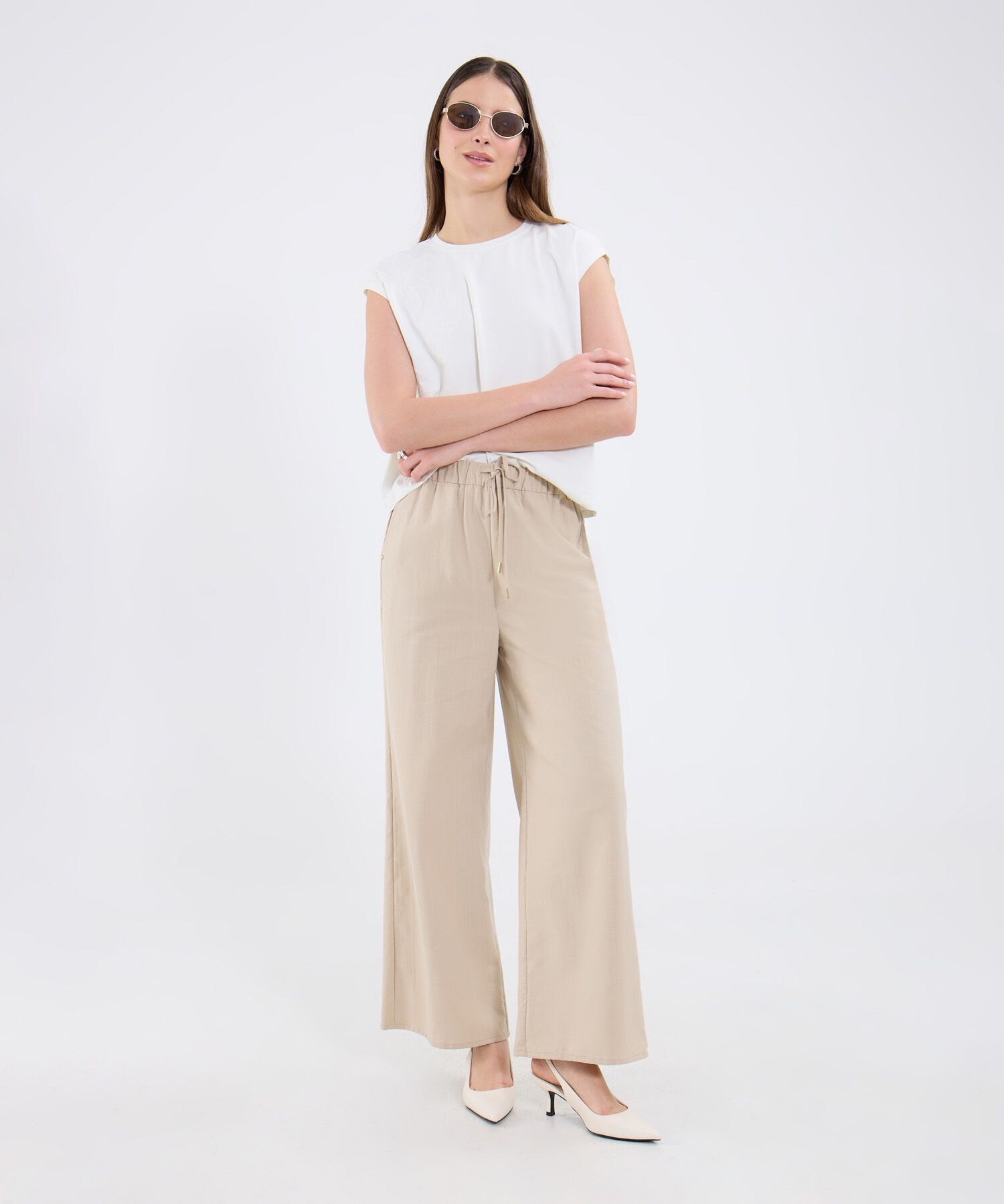 Pantalón Fluido En Efecto Lino