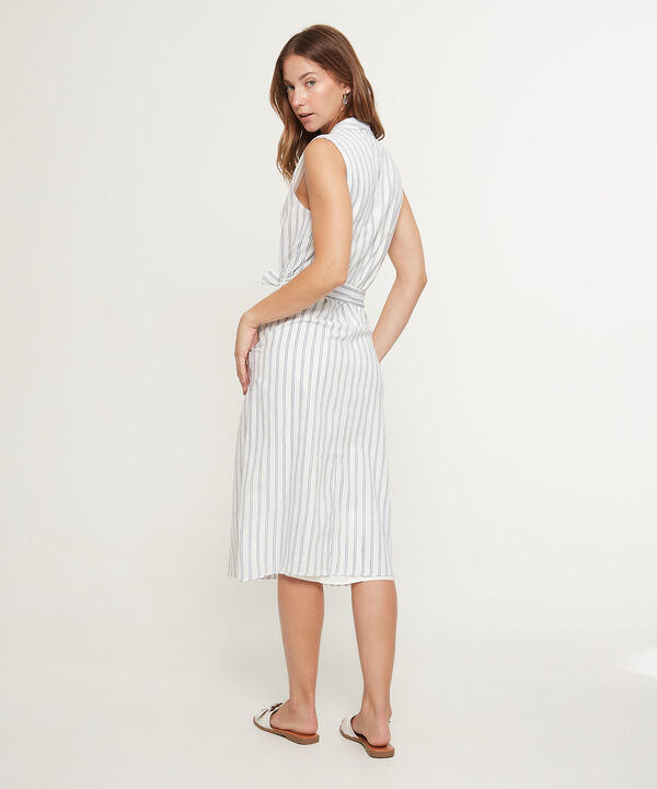 Vestido Con Botones