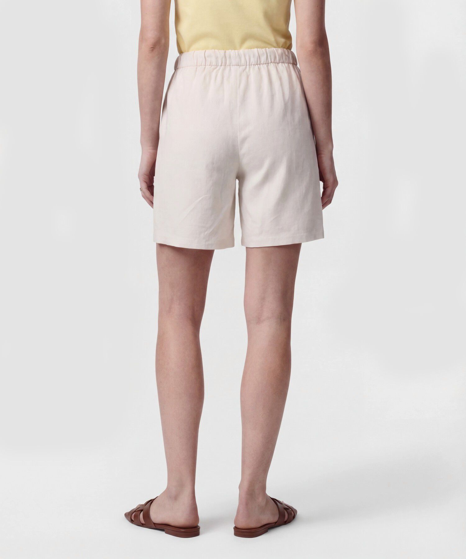 Bermuda Unicolor Con Cord&oacute;n Para Mujer