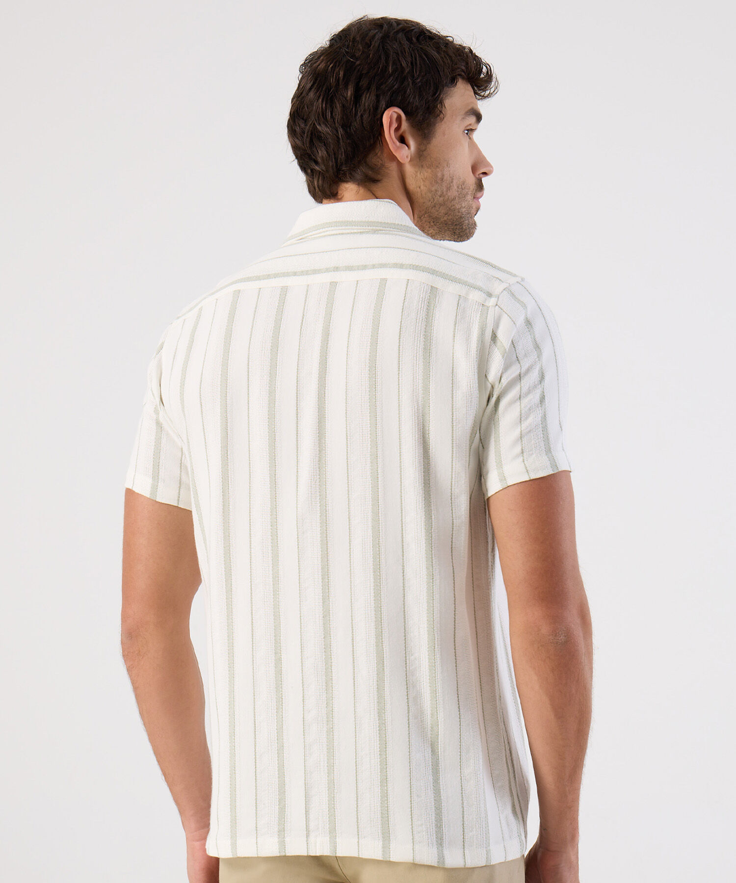 Camisa Resort Con Bolsillo De Hombre