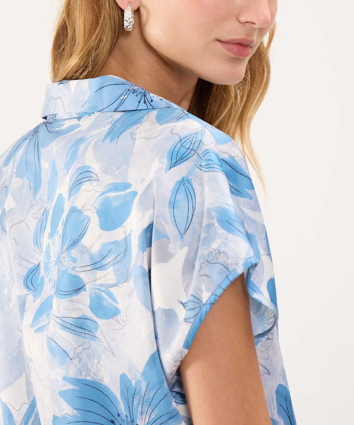 Blusa Satinada Estampada