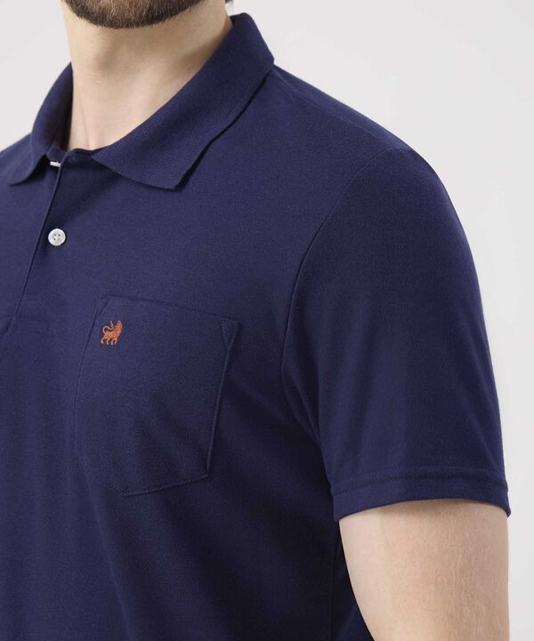 Polo Unicolor Con Bolsillo  image number null