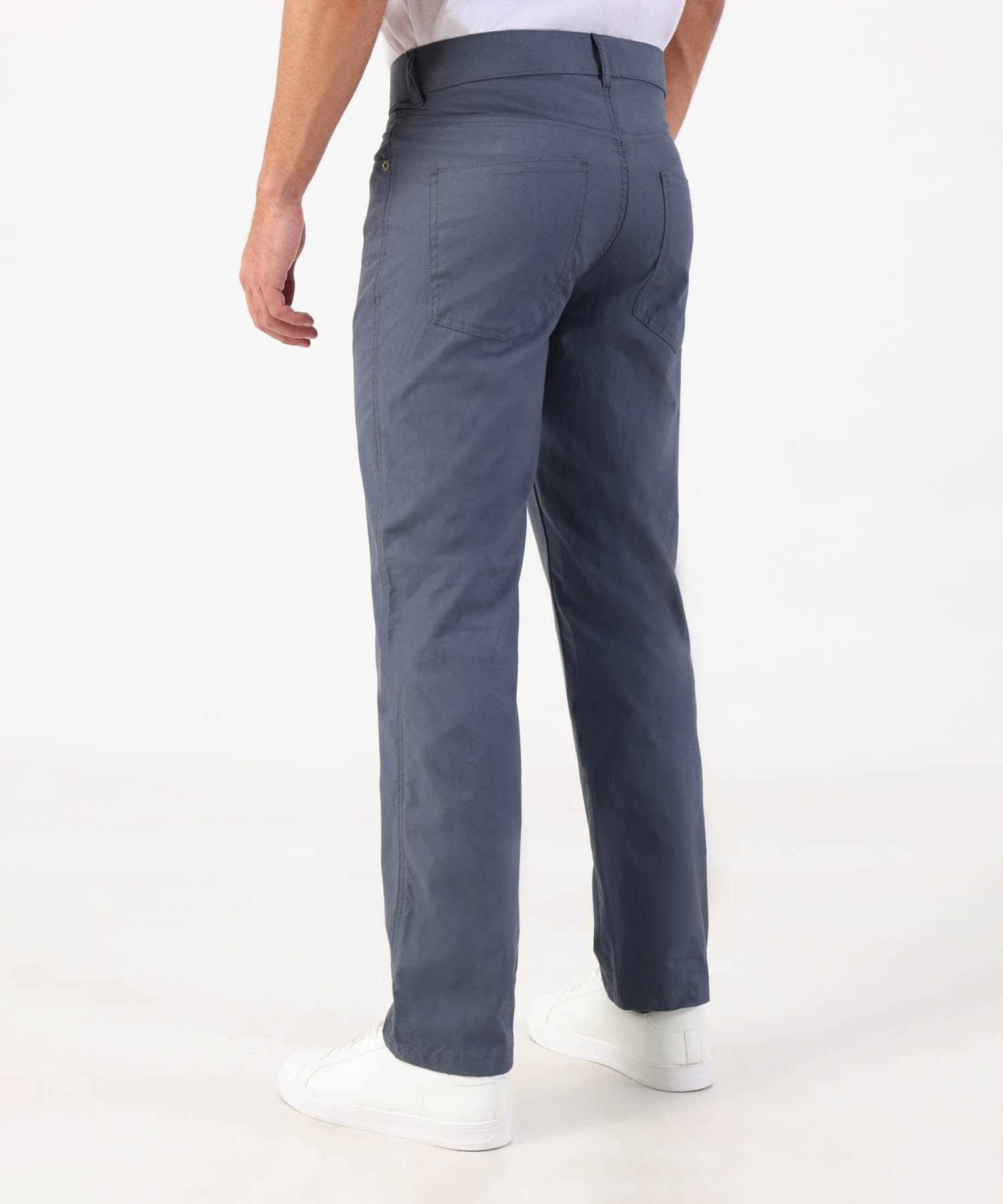 Pantalon Unicolor 5 Bolsillos Silueta Regular Fit