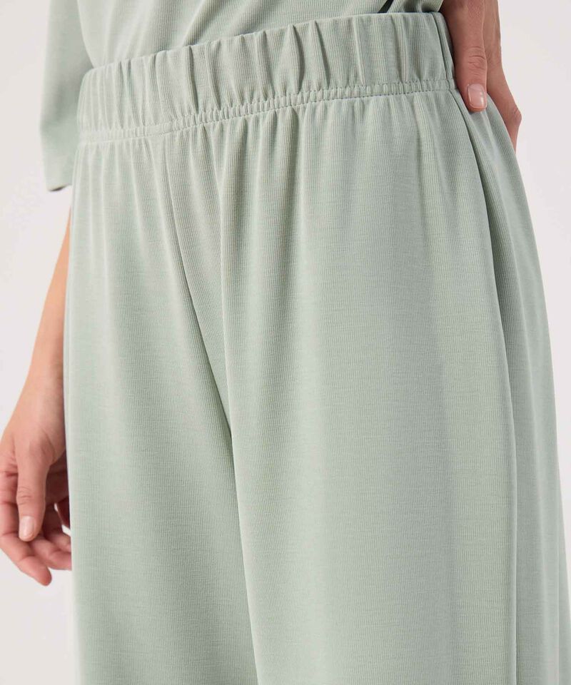 Pantalon fluido unicolor 