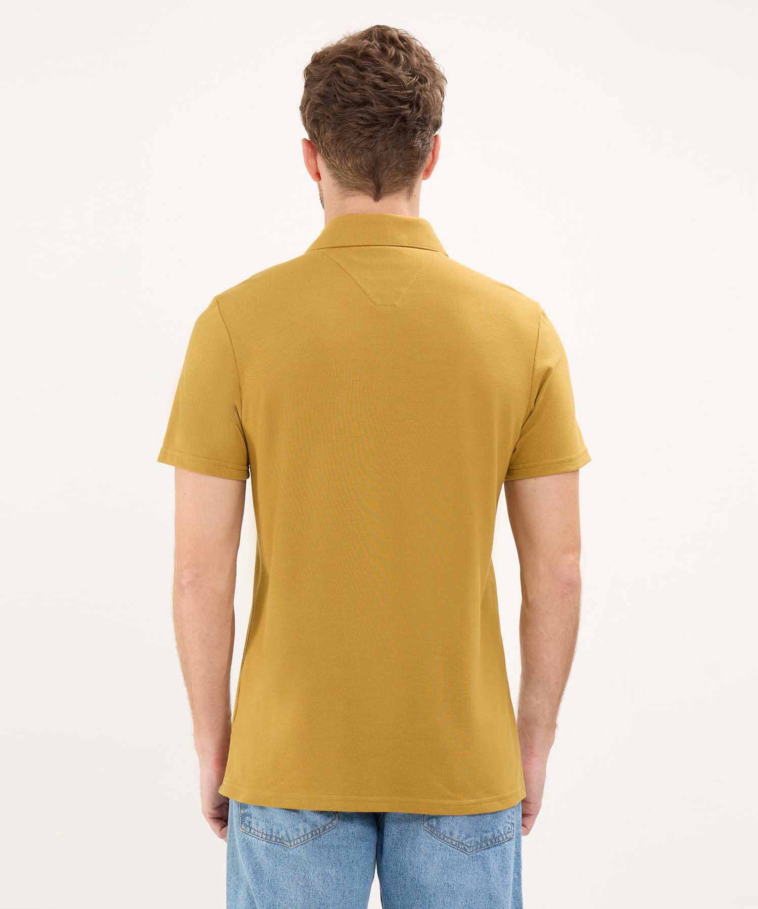 Polo Cuello Duro