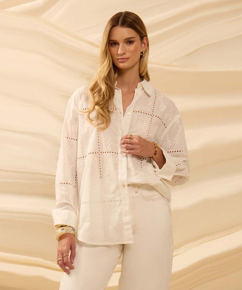 Camisa Con Calados Y Bordados Para Mujer