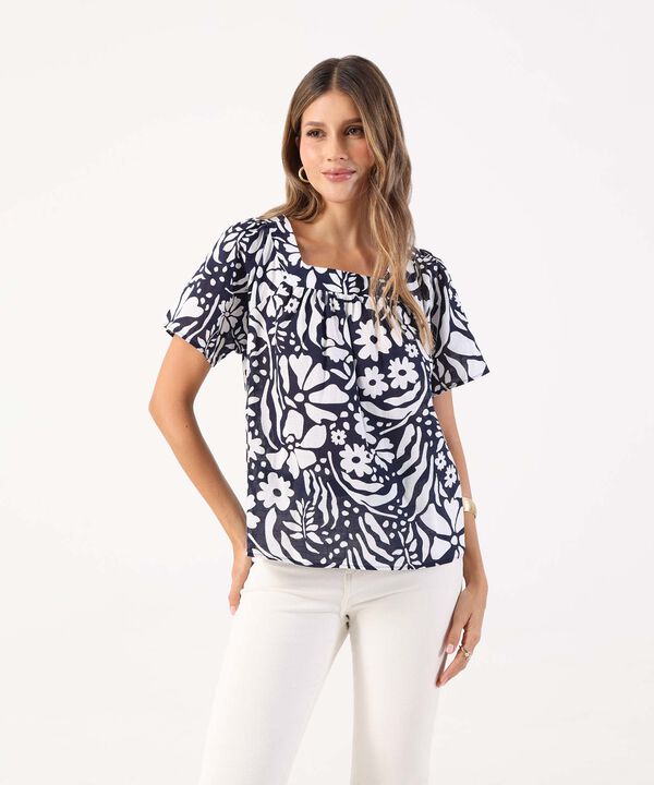 Blusa Estampada Con Escote Cuadrado 