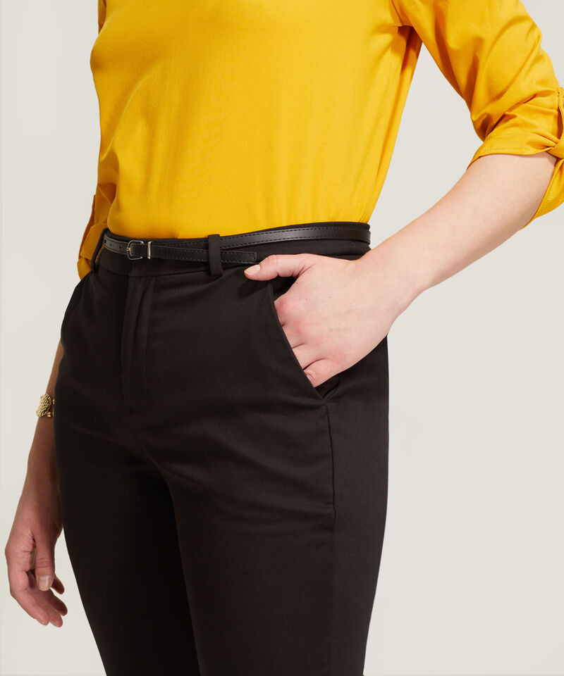 Pantalon Básico Bolsillos Diagonal