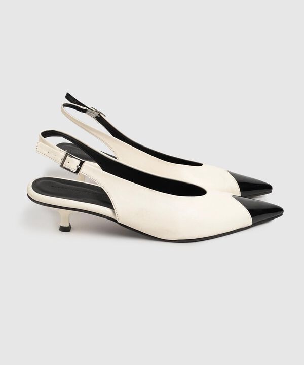 Zapatos Con Detalle En Punta Para Mujer
