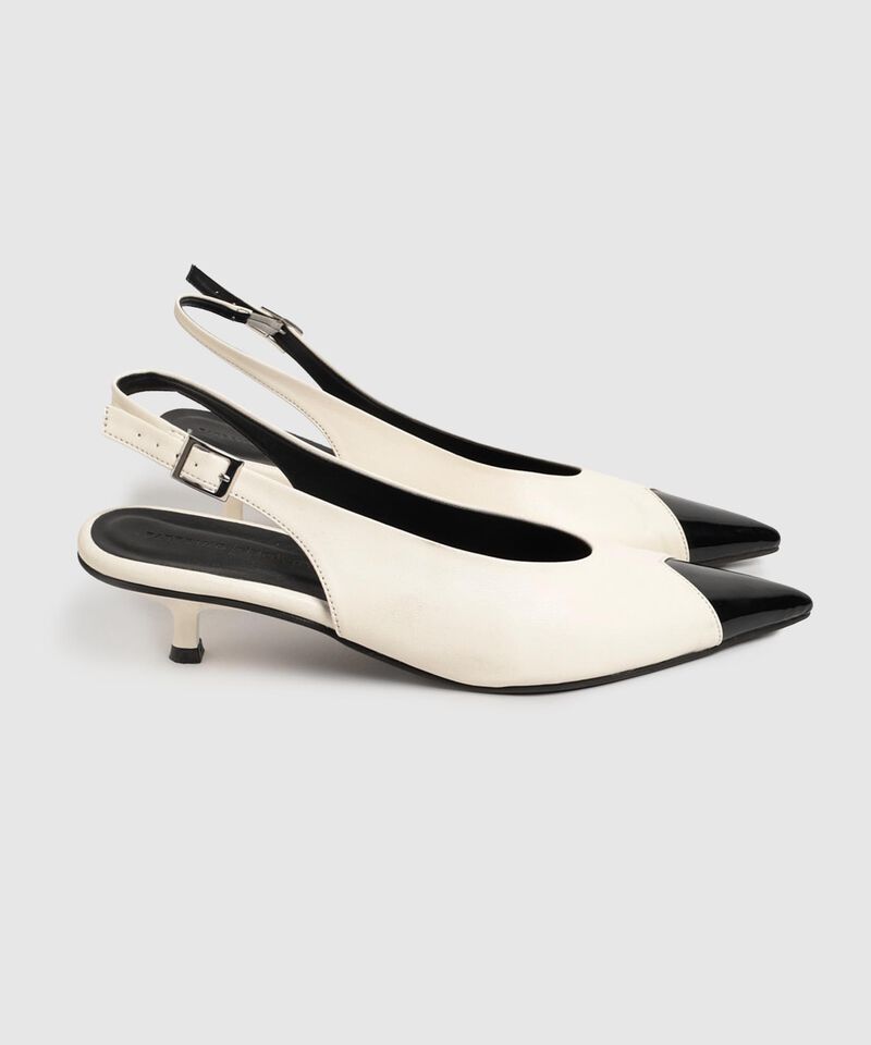 Zapatos Con Detalle En Punta Para Mujer