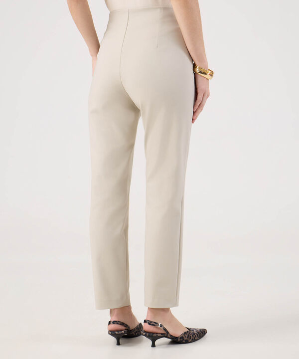 Pantalón Casual Con Prenses