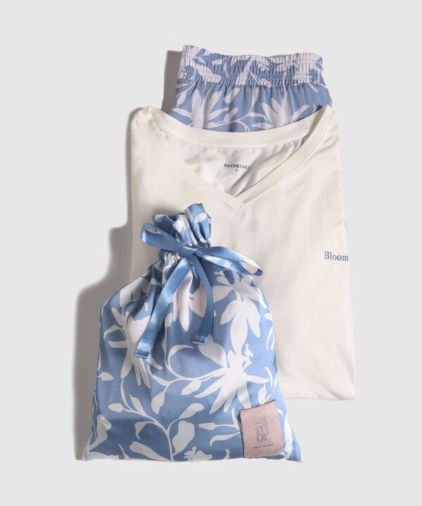 Pijama Camiseta Manga Corta Con Screen, Pantalon Estampado Y Bolsa Regalable