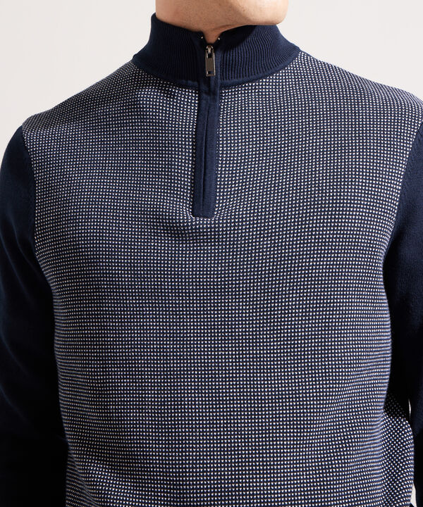 Saco Cuello Alto Con Media Cremallera