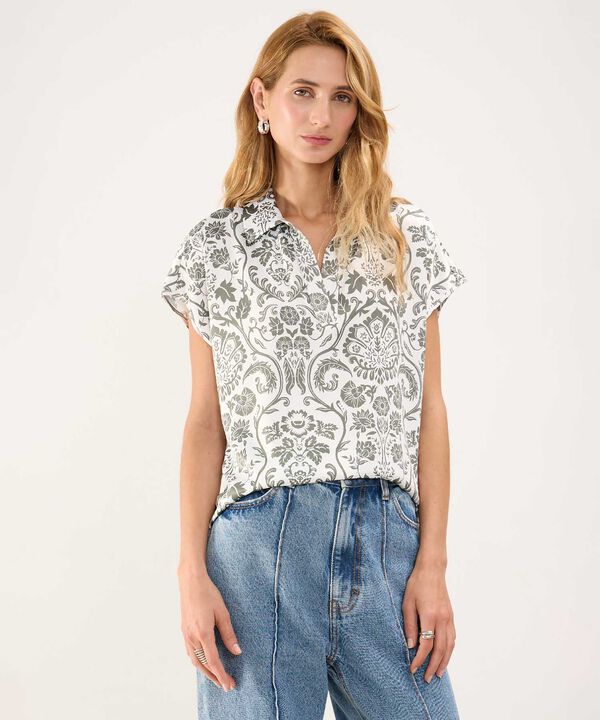 Blusa Satinada Estampada image number null