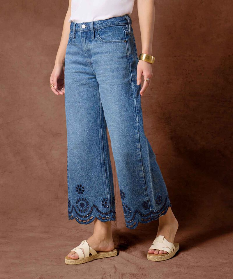 Jean con Bota Amplia y Bordado Para Mujer