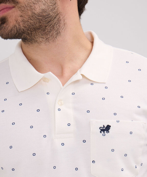 Polo Estampada Cuello Y Puños Tejidos Con Bolsillo image number null