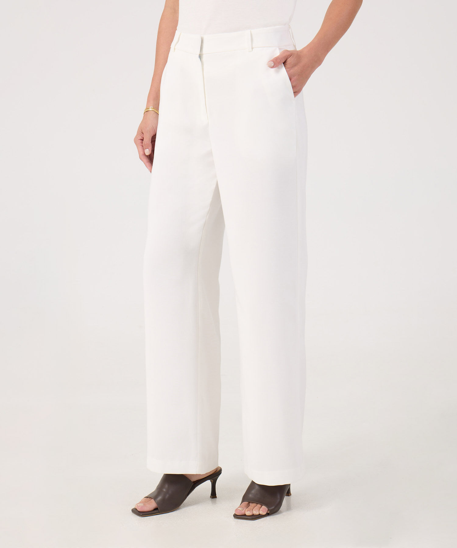 Pantalon recto unicolor 
