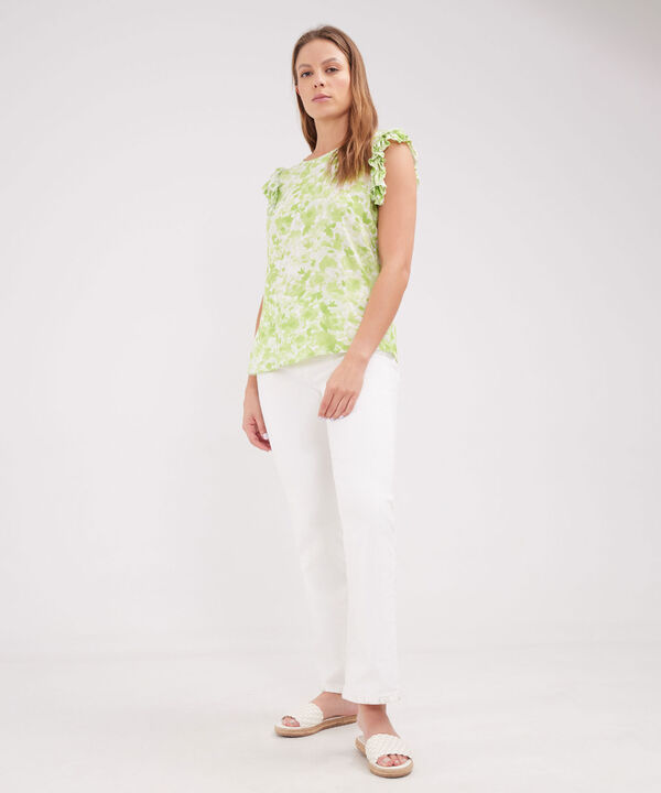 Blusa Estampada Con Boleros En Mangas