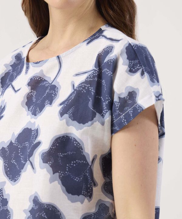 Blusa Estampada Cuello Redondo  image number null