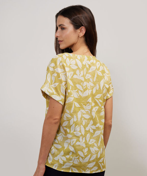 Blusa Manga Corta Con Guardapolvo  En Lino Estampada