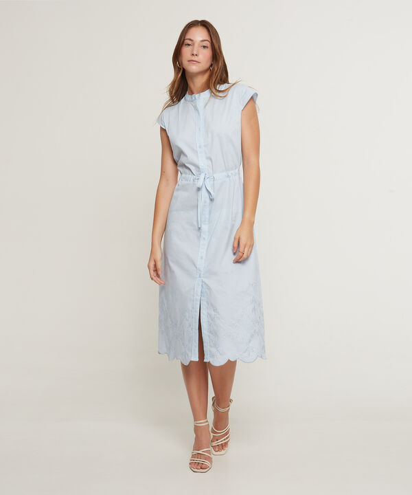 Vestido Unicolor Con Bordado