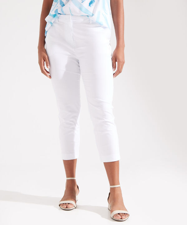 Pantalón Capri Con Bolsillos image number null