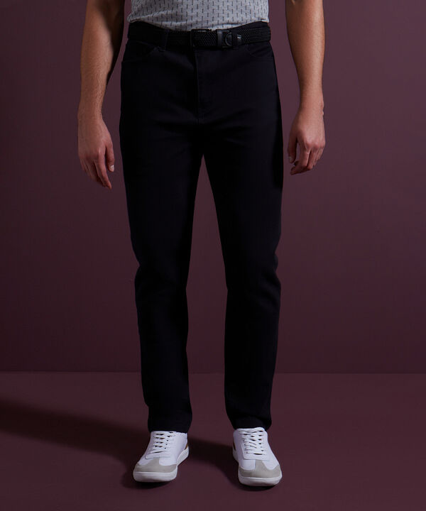 Pantalón 5 Bolsillos Unicolor Esencial image number null