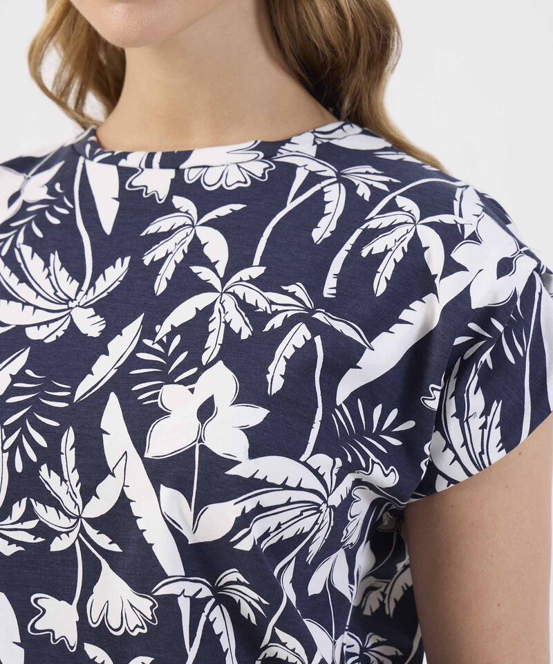 Camiseta Fluida y Manga Corta Para Mujer