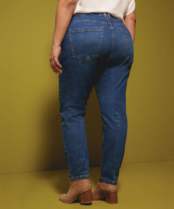 Jeans Mom con Desgastes