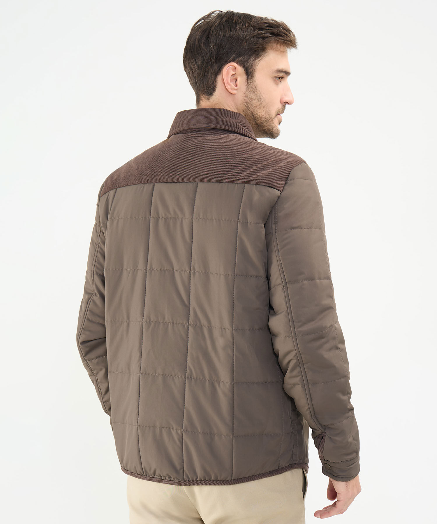Chaqueta Acolchada Con Detalles En Pana