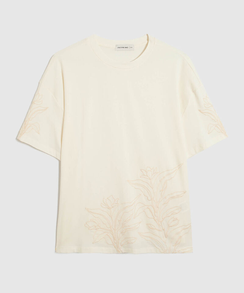 Camiseta con Bordado Floral