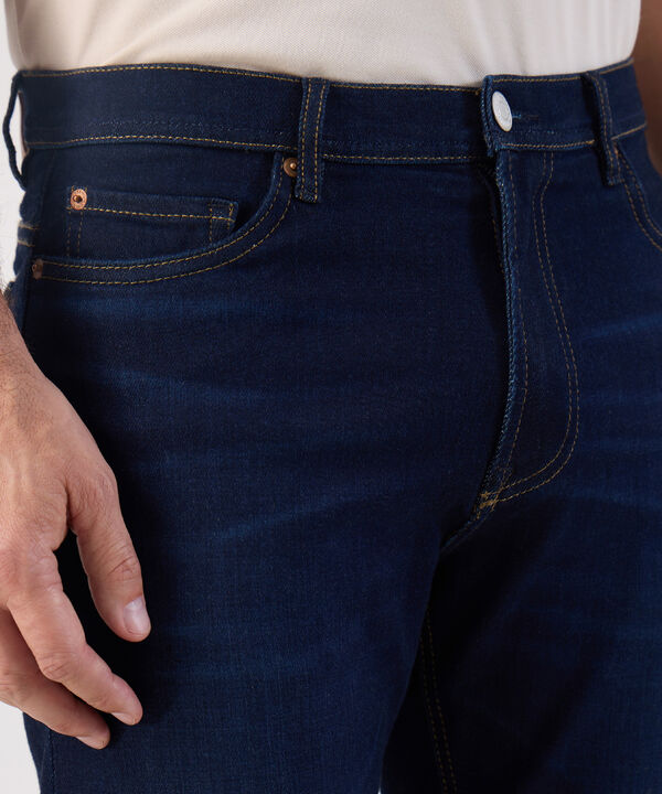 Jean Corte Recto Cl&aacute;sico Azul Oscuro Hombre image number null