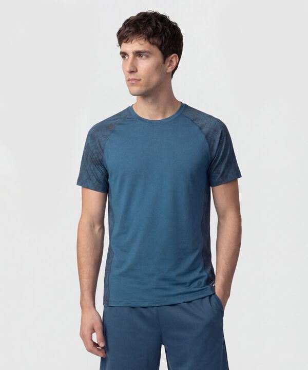 Camiseta Deportiva Con Detalle En Mangas  image number null